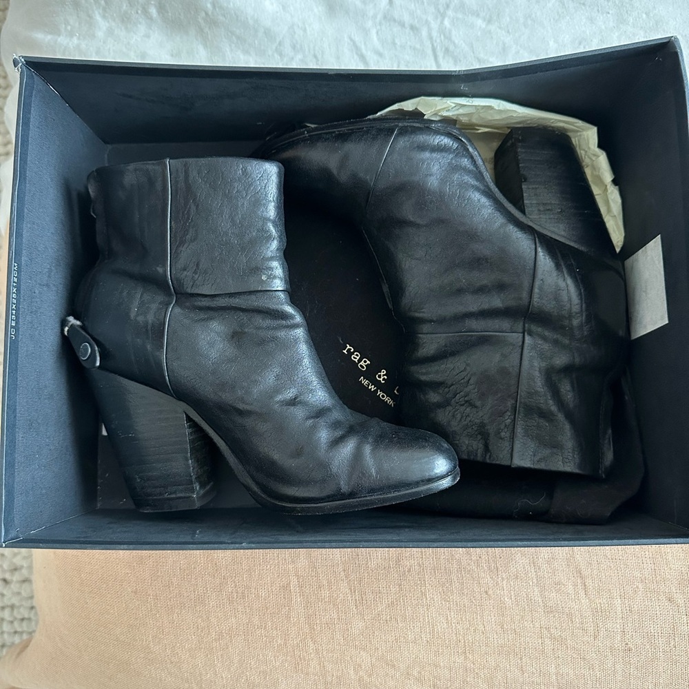 Rag & Bone new bury bootie black with box and dust bag